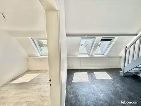 duplex lumineux entre bourg et plage - 450 m de la plage