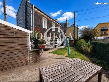 maison de ville 2 pièces 65 m²