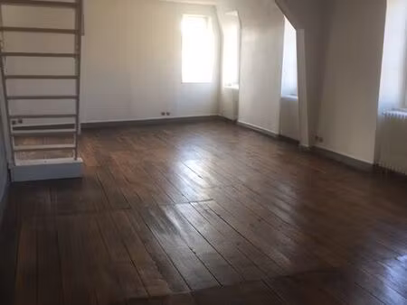 grand appartement t5 centre ville de nevers