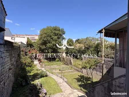 maison 7 pièces 110 m²