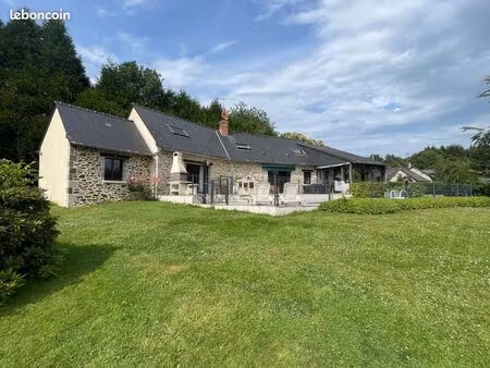 propriété 7 pièces 159 m²