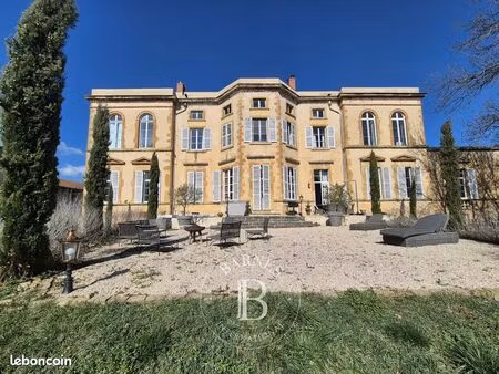 chateau 17 pièces 655 m²