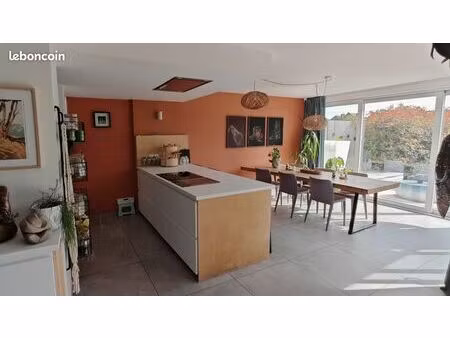 maison coup de cœur entièrement rénovée - 122 m² - 3 chambres - jardin - terrasse - statio