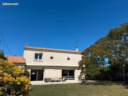 elégante maison 5 chambres centre bourg au calme