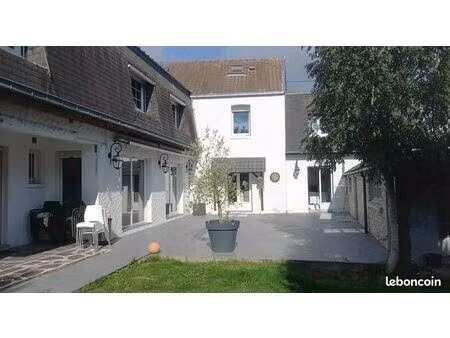 curgies - maison individuelle  secteur prisé proche des axes autoroutiers