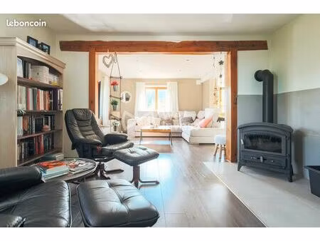 propriété 6 pièces 200 m²