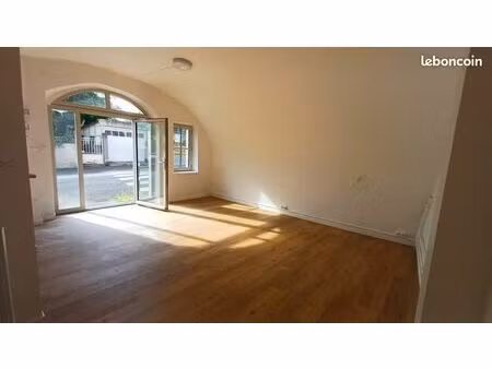 local 28 m² châtel-guyon