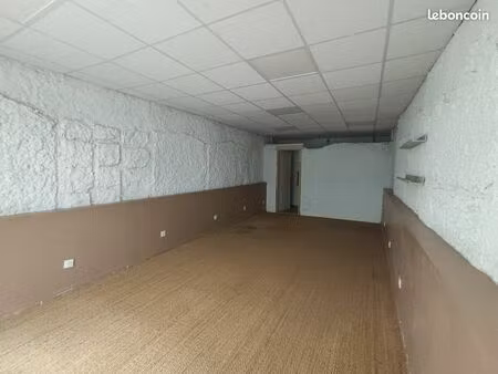 local commercial 35 m² clermont-ferrand