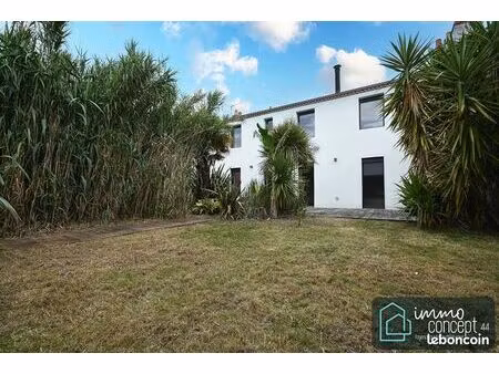 maison 6 pièces 161 m²
