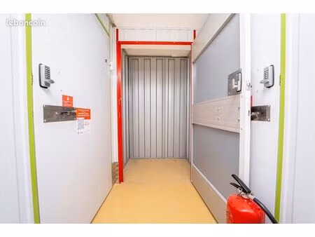 garage/box 2 m² lempdes