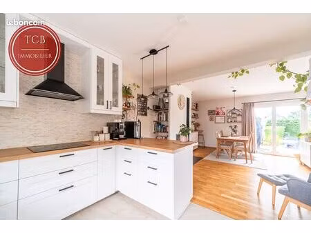 maison 5 pièces 94 m²