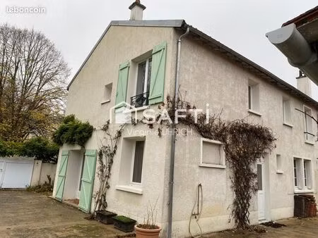 maison 6 pièces 200 m²