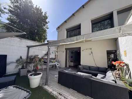 maison 4 pièces 176 m²