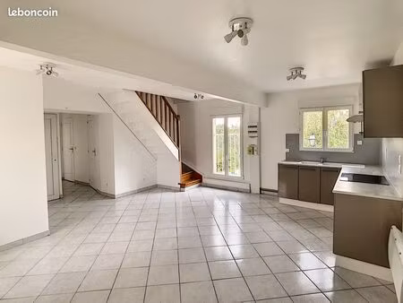 appartement f3 bis en duplex