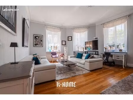 appartement de caractere avec sa chambre de bonne – 4/5 pièces – 115 m² - orangerie  rue d