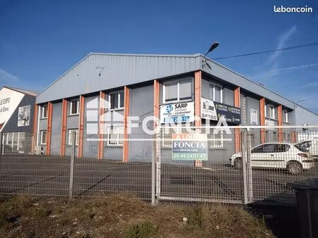 local bureaux 88 m²