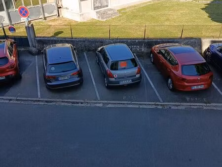 location place de parking