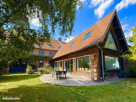 maison 9 pièces 289 m²