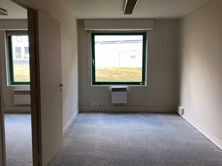 2 bureaux communicants de 18m² - 36m²