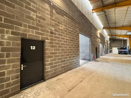 entrepôt / local d'activité à louer – 210 m² – ronchin