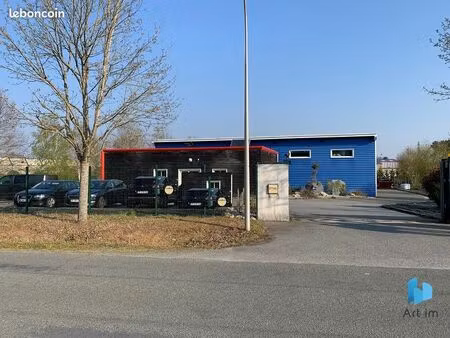local 470 m² le mans