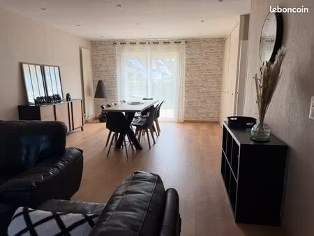 maison meublée cosy avec jardin près de la mer
