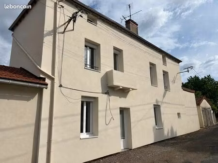 maison de ville à louer