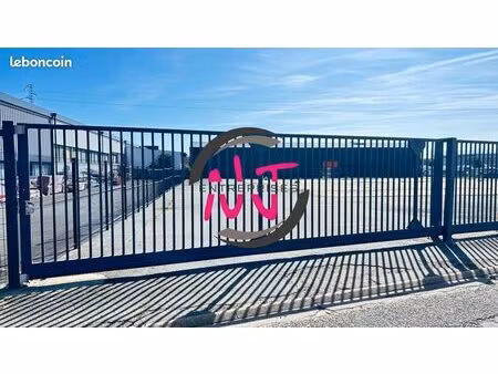 parking/box 2500 m² le mans