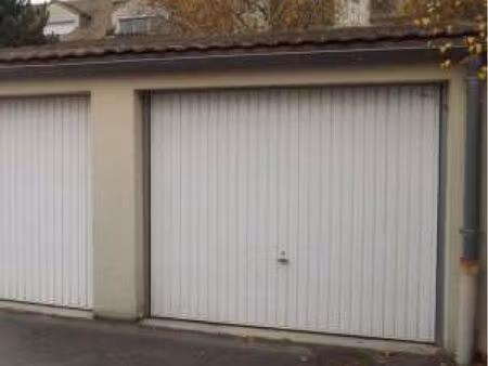box garage