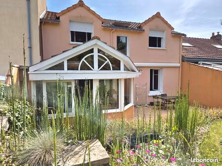 maison 7 pièces 150 m²