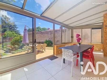 maison 10 pièces 247 m²