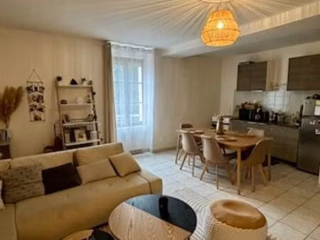très bel appartement t2  une chambre