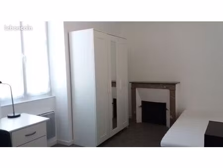 chambre étudiante meublée