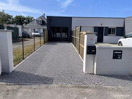 studio meublé 16m2
