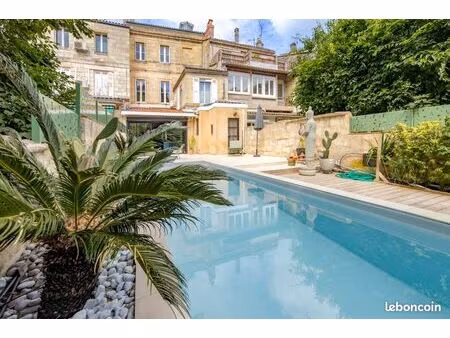 maison 6 pièces 260 m²