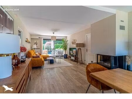maison 5 pièces 130 m²