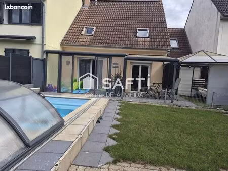 maison 6 pièces 111 m²