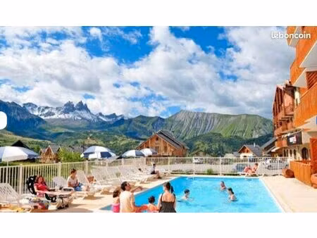 appartement rénové - fort rendement locatif au pied des pistes