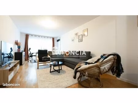 vendu loue - la croisette - 3 pieces - 65m2 - loggia - parking s/sol- 10mn gare de poissy