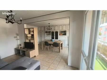 loue appartement + garage
