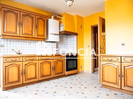 appartement 5 pièces 101 m²