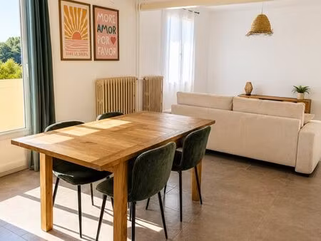 appartement t3 meublé de 68 m² – résidence le castel à orange