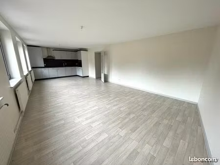 appartement 4 pièces 82 m²
