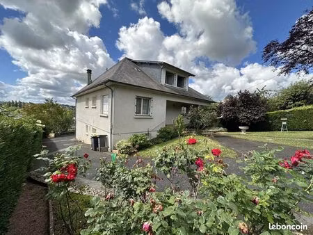 maison 7 pièces 148 m²