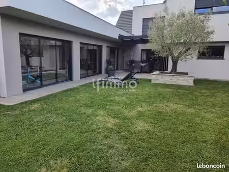 maison 5 pièces 187 m²