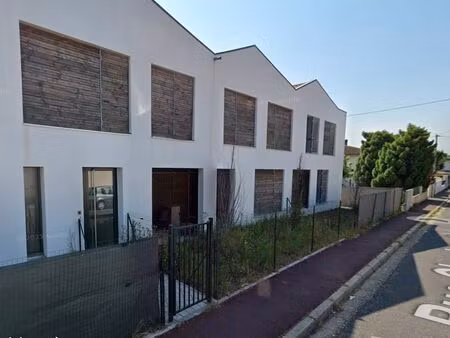 t3 avec terrasse bordeaux begles