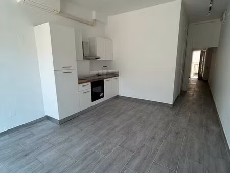 t2 rdc avec terrasse