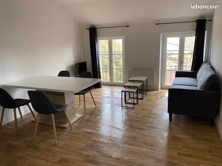 location d’un appartement t2 bis meublé situé au centre ville de moissac