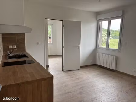 studio 1 pièce 25 m²