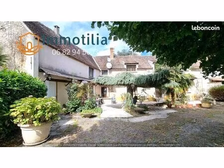 maison 5 pièces 146 m²